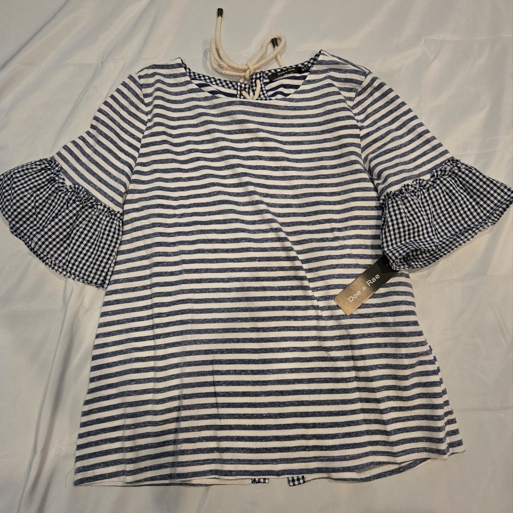NWT Doe & Rae Gingham Lace-Up Size M Top